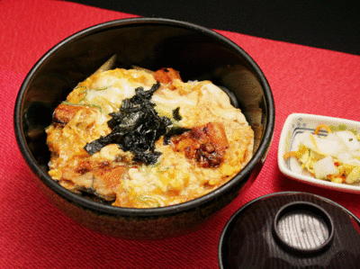 うな玉丼(味噌汁、漬物付き).gif